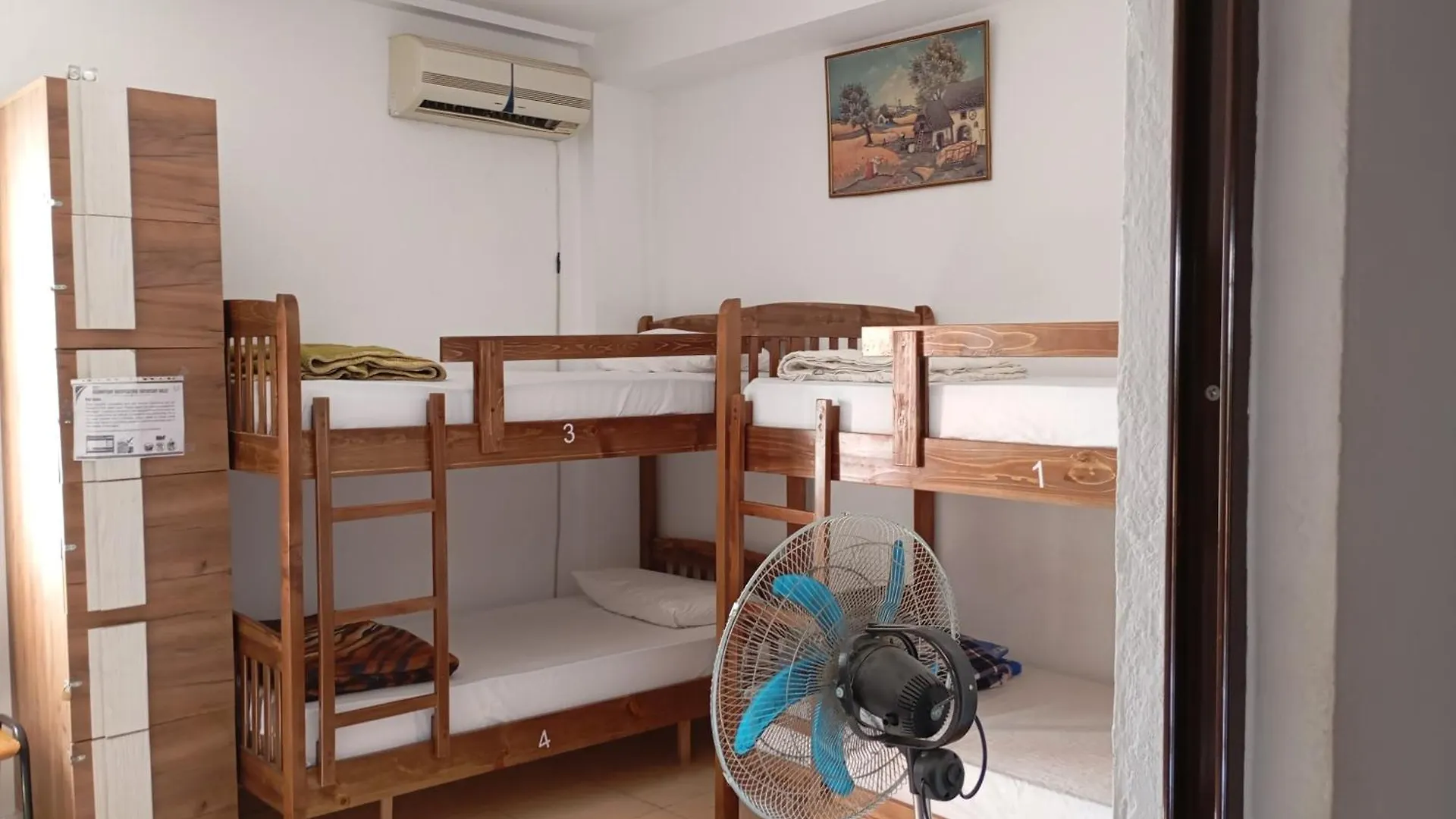 Rose Hostel Tirana