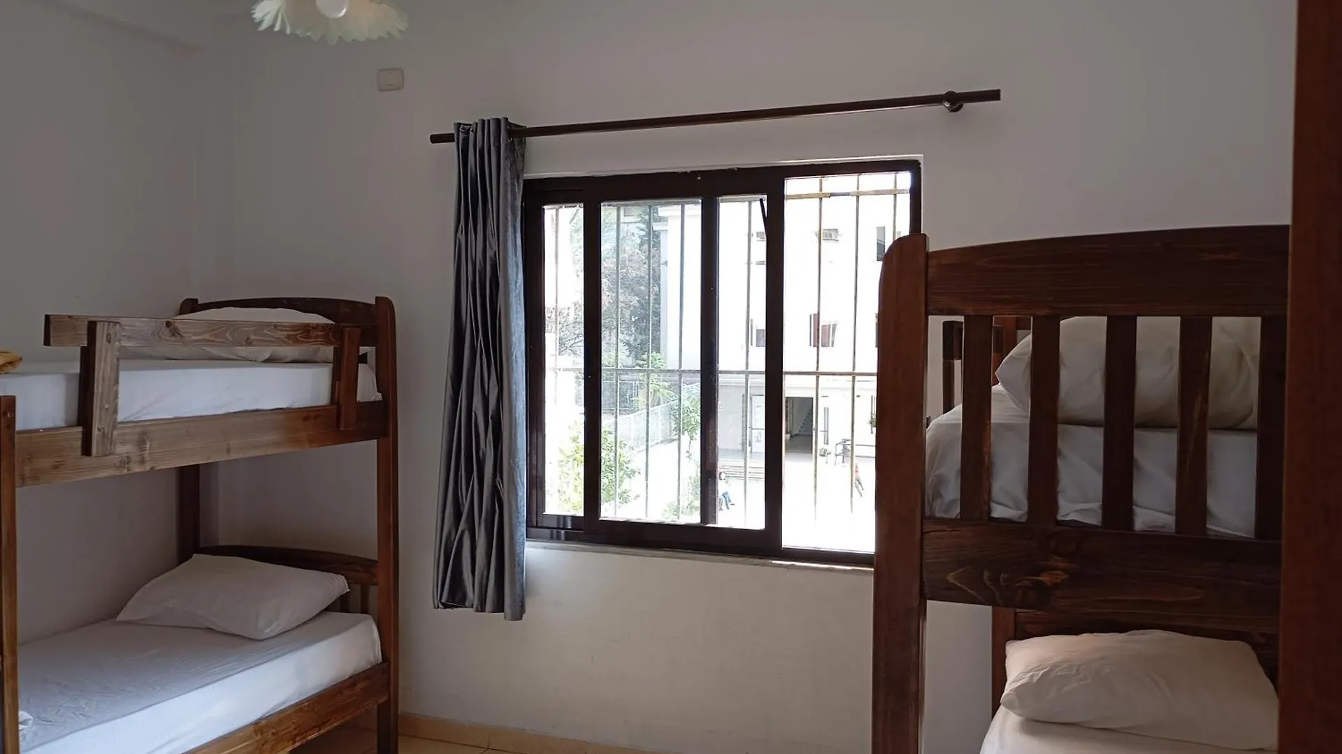Rose Hostel Tirana Albanien